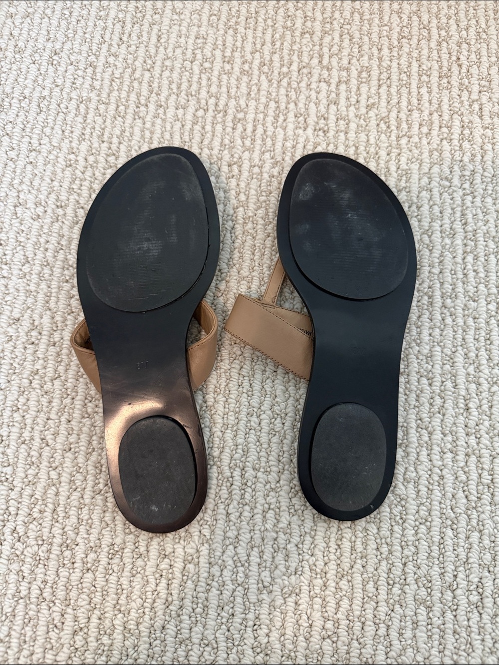 Kell Parker Tan Leather Toe-Post Sandals with Gold Logo Accent - Picture 3 of 5